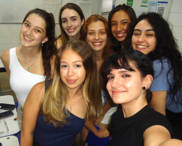 Acadmicos de Publicidade criam identidade visual para projeto social do bairro So Joo